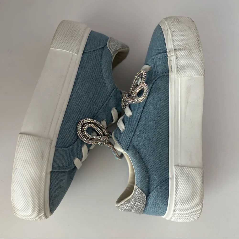 BCBG Girls Precious Platform Sneaker Size 1